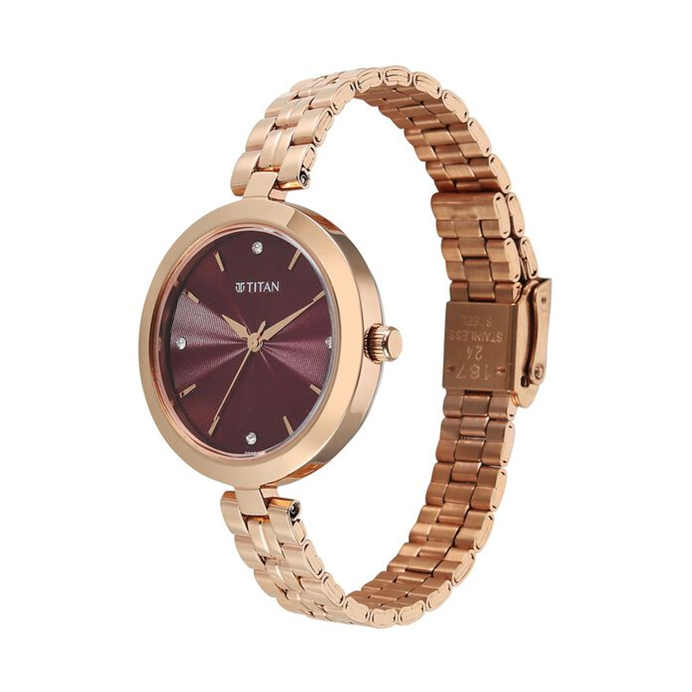 Titan Karishma Women Analog Quartz Watch 2969WM01