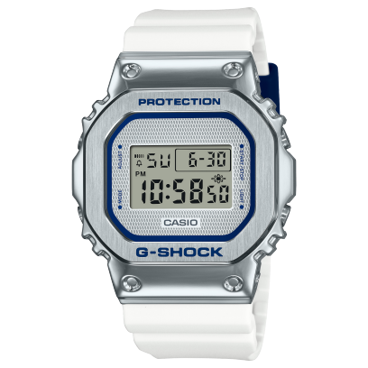 Casio G-Shock GM-5600LC-7DR Digital