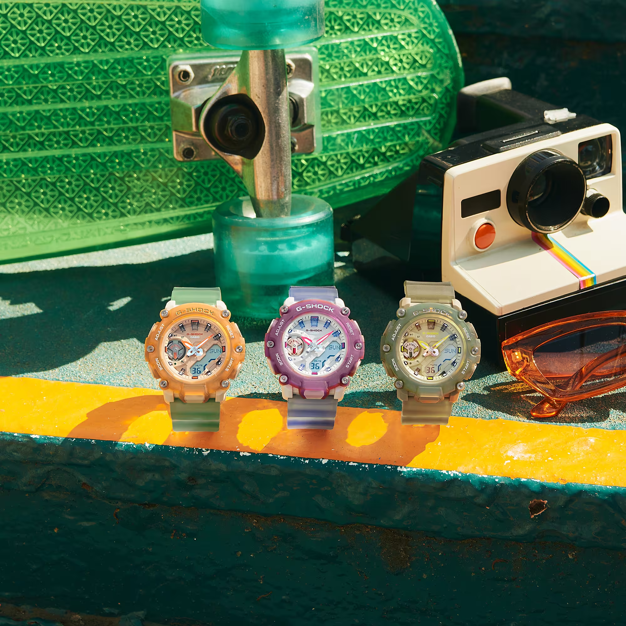 Casio G-Shock GMA-S2200PE-6ADR Analog-Digital Combination