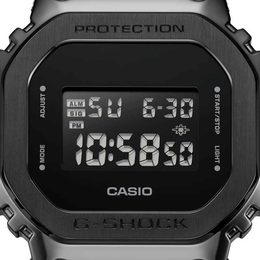 Casio G-Shock GM-5600UB-1DR Digital