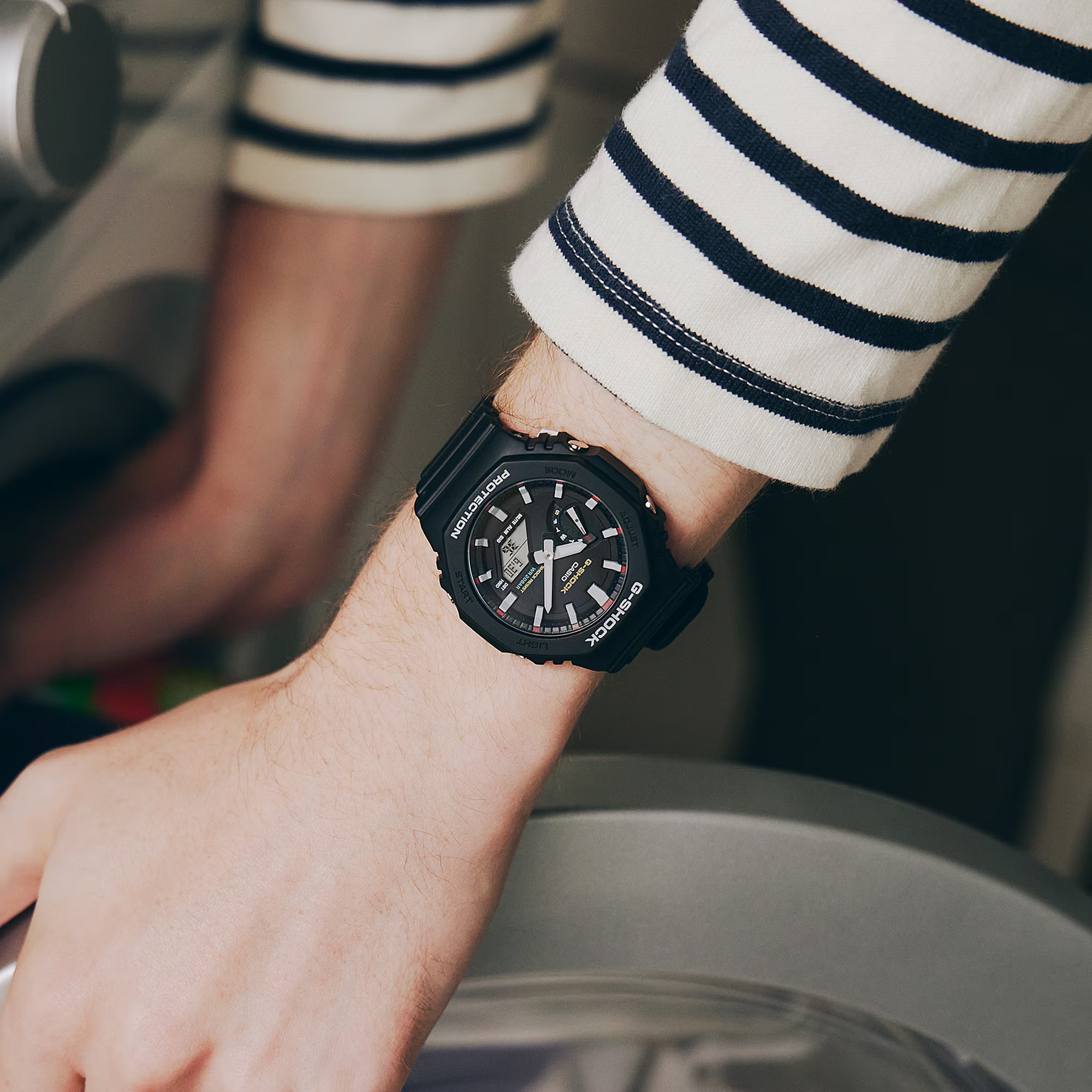 Casio G-Shock GA-2100RL-1ADR Analog-Digital Combination