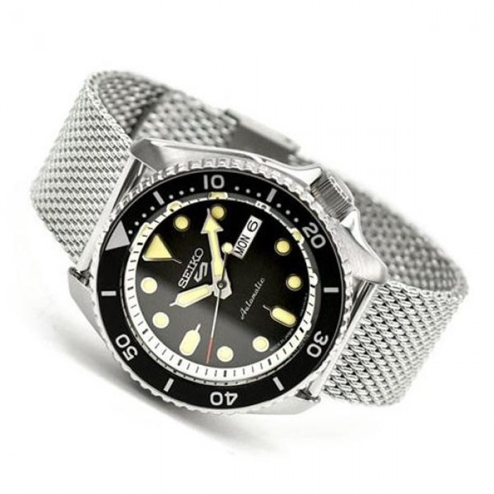 Seiko 5 Sports SRPD73K1 Automatic