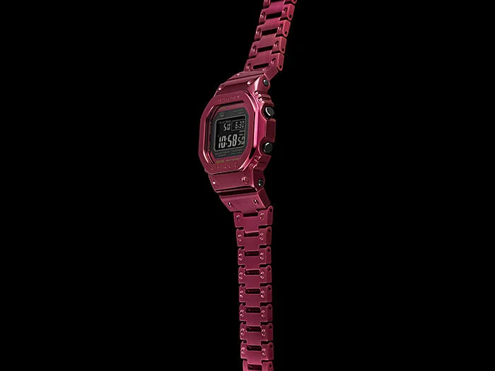 Casio G-Shock GMW-B5000RD-4D Digital