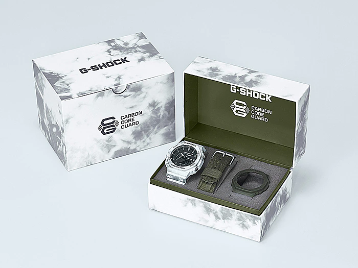 Casio G-Shock GAE-2100GC-7ADR Analog-Digital Combination